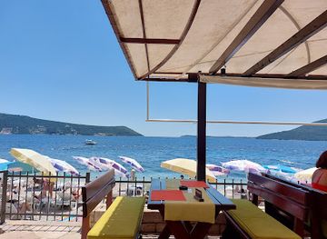 montenegro/herceg-novi/restaurant/taverna-galija