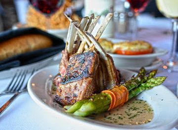 texas/new-braunfels/restaurant/myron-s-prime-steakhouse