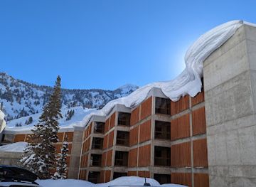 utah/uinta-wasatch-cache-national-forest/restaurant/the-lodge-bistro