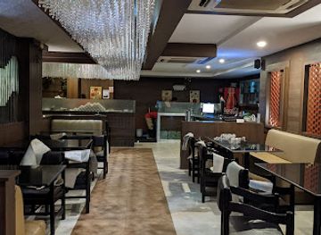 india/jabalpur/restaurant/crystal