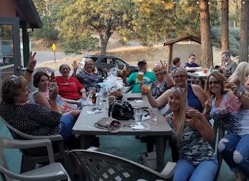 california/sequoia-national-park/restaurant/pierpoint-bar-grill