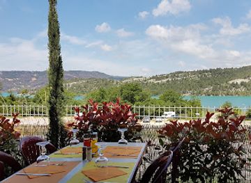 france/gorges-du-verdon/restaurant/la-guinguette-du-lac