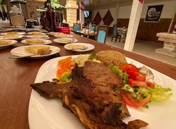 bolivia/salar-de-uyuni/restaurant/bluemoon