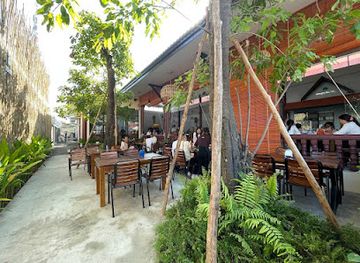 cambodia/pursat/restaurant/meatophum