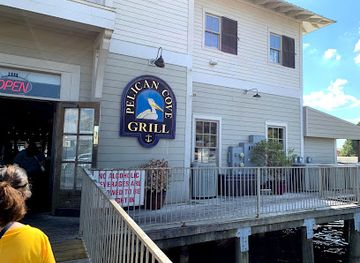 mississippi/the-river-region/restaurant/pelican-cove-grill