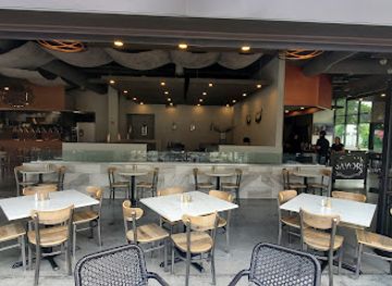 indiana/carmel/restaurant/savor-restaurant