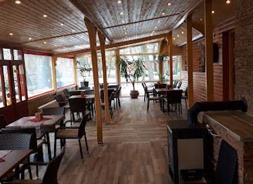 hungary/szigetkoz/restaurant/popeye-vendeglo