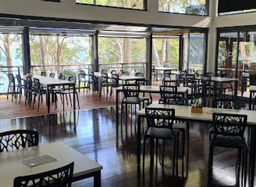 australia/murray-region/restaurant/murrays-restaurant-and-cafe