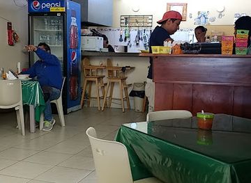 ecuador/santa-elena-region/restaurant/los-tamarindos