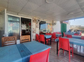 oman/al-hajar-ash-sharqi/restaurant/anwaar-tiwi-restaurant-arabic-asian-food-s