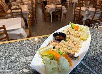 albania/saranda/restaurant/fantasia-pikante-restaurant