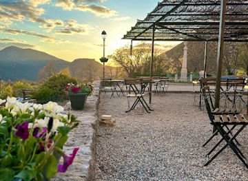 france/gorges-du-verdon/restaurant/la-terrasse-de-rougon
