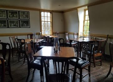 virginia/williamsburg/restaurant/king-s-arms-tavern