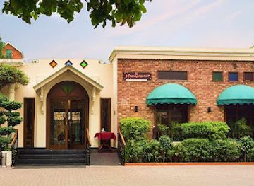 pakistan/lahore/gulberg/restaurant/spice-bazaar