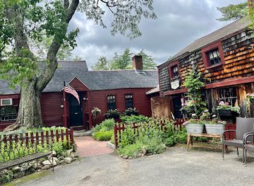 new-hampshire/mount-monadnock/restaurant/pickity-place