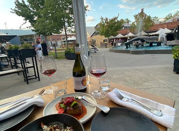 australia/mount-wellington/restaurant/syra