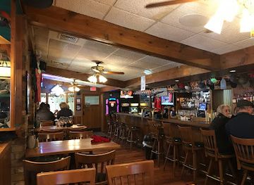 wisconsin/great-river-road/restaurant/west-wind-supper-club