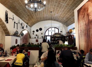 italy/orvieto/restaurant/trattoria-la-grotta