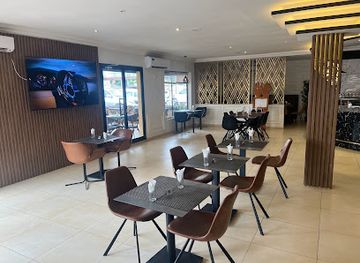 guinea/forest-guinea/restaurant/le-bambou
