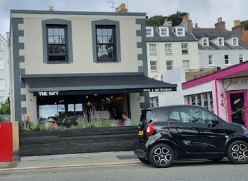 jersey/st-aubin-s-bay/restaurant/the-loft
