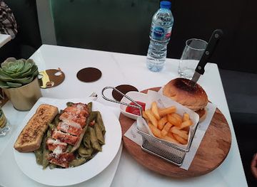 nigeria/lagos/lekki/restaurant/thesidebarbymiskay