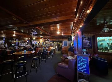 wisconsin/central-sands/restaurant/the-twilight-supper-club-and-sandman-lounge