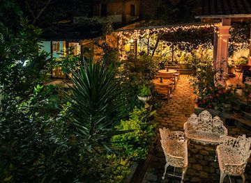 ecuador/loja/restaurant/la-huerta-white-house