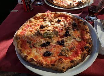 italy/herculaneum/restaurant/pizzeria-luna-caprese