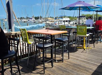 florida/ft-pierce/restaurant/skipper-s-cove-bar-grill