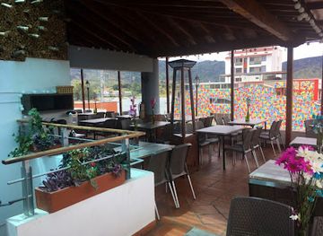 colombia/guatape/restaurant/restaurante-terraza-blue