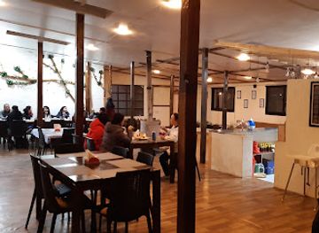 bhutan/western-bhutan/restaurant/loma-gu-restuarant