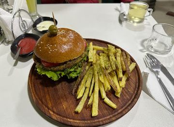 bolivia/potosi/plaza-10-de-noviembre/restaurant/comida-vegetariana-bananas