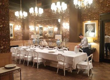 kazakhstan/nur-sultan/old-town/restaurant/cafestar