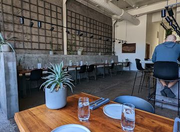 ohio/cleveland/restaurant/alea