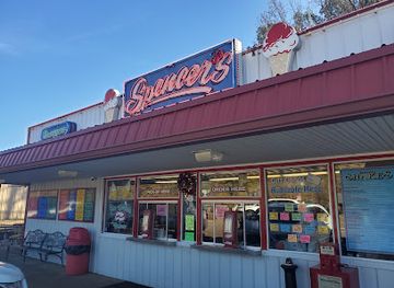 mississippi/grenada/restaurant/spencer-s-dairy-kream