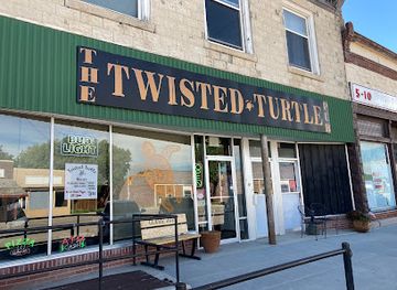 nebraska/pine-ridge/restaurant/the-twisted-turtle-pub