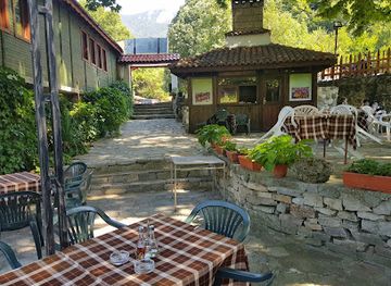 bulgaria/chepelare/restaurant/restorant-chinarite