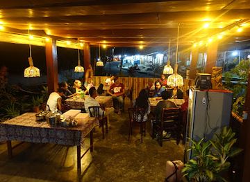indonesia/lake-toba/restaurant/matahari-guesthouse-restaurant
