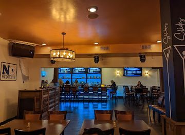 california/san-joaquin-valley/restaurant/slides-restaurant-lounge