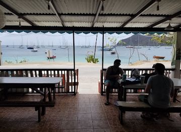 grenada/guava/restaurant/lambi-queen-tyrrel-bay