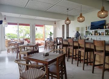 costa-rica/puntarenas/restaurant/restaurante-lunarossa