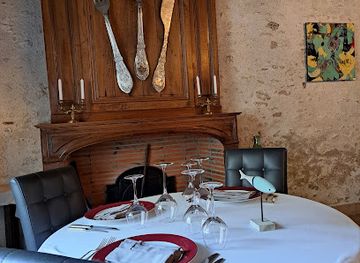 france/centre-val-de-loire/restaurant/le-p-tit-bateau