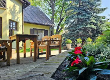 lithuania/dzukija/restaurant/senas-namas