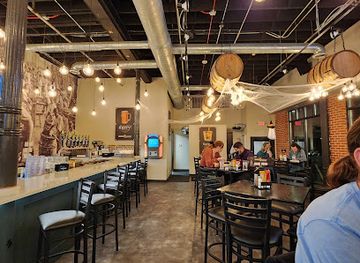 iowa/cedar-rapids/restaurant/barrel-house