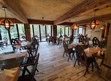 romania/rasnov-area/restaurant/sub-cetate-sergiana