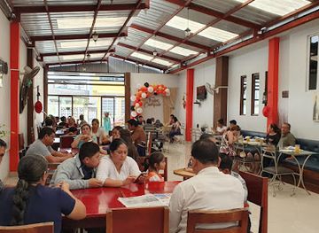 ecuador/santo-domingo-de-los-tsachilas-region/restaurant/moros-restaurant-grill-bolones-almuerzos-cenas-santo-domingo