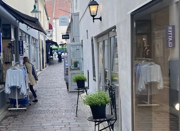 austria/eisenstadt/restaurant/chez-paul-bistro-brot-delikatessen