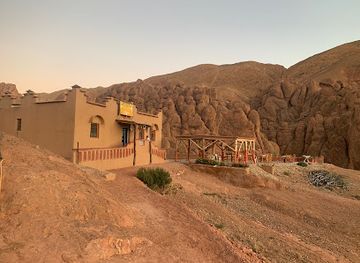morocco/dades-valley/restaurant/maison-isabel-on-the-rocks