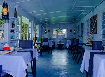 rwanda/musanze-caves/restaurant/masha-arts-studio