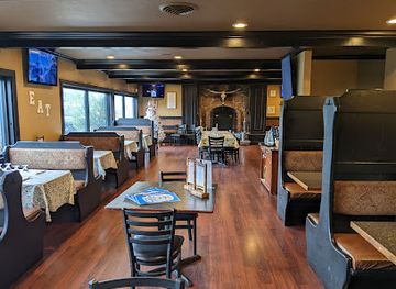 colorado/rocky-mountain-national-park/restaurant/cousin-pat-s-pub-grill